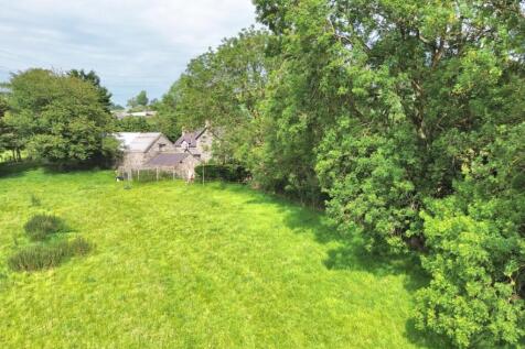 PADDOCKS