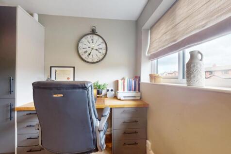 STUDY AND UTILITY ROOM