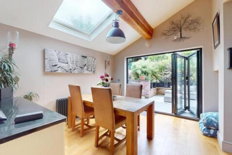 BREAKFAST ROOM