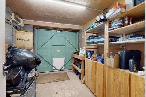GARAGE TWO