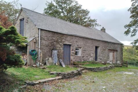 MAIN OUTBUILDING
