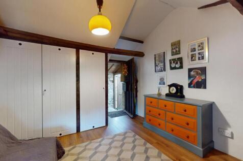 DAY ROOM