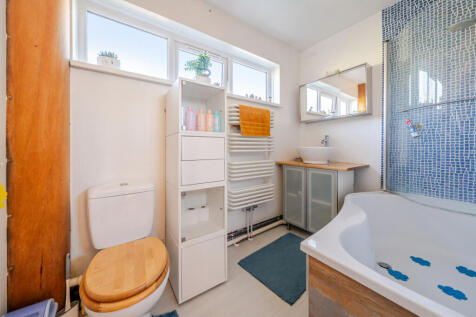 1358751-10-68da59...