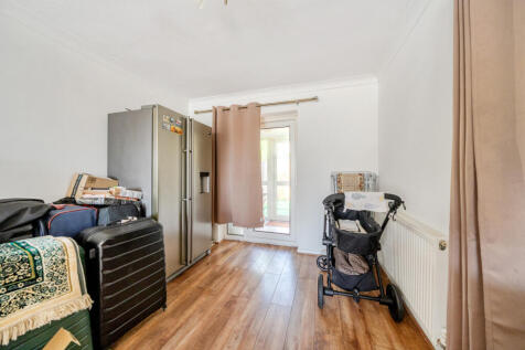 1359318-5-68dbee0...