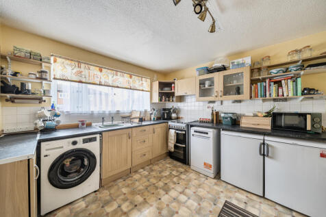 1365491-7-68e91c3...