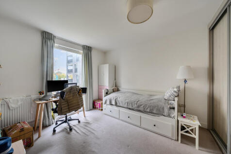 1373195-9-6901eb4...