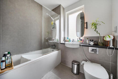 1373195-12-6901eb...