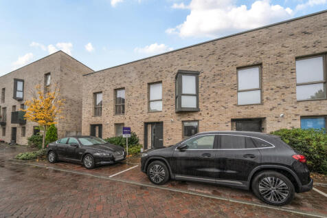 1373195-8-6901eb3...