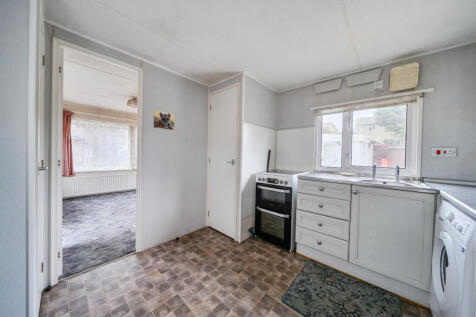 1380688-15-6911d9...