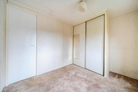 1380688-8-6911d93...