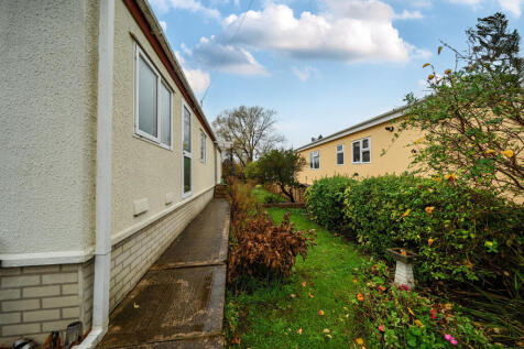 1380688-2-6911d83...