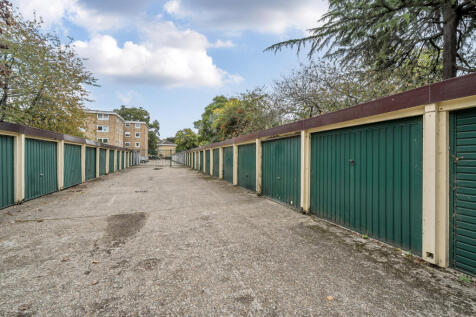 1365742-5-68e927b...