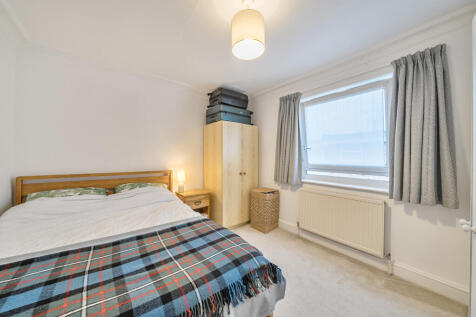 1365742-12-68e929...