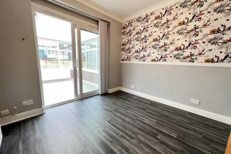 Dining room to su...
