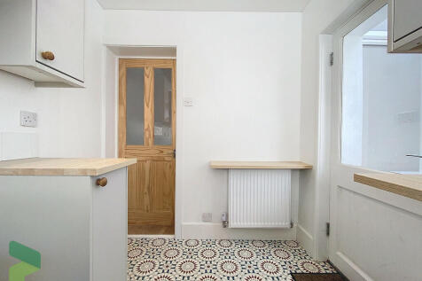 Fitted Kitchen