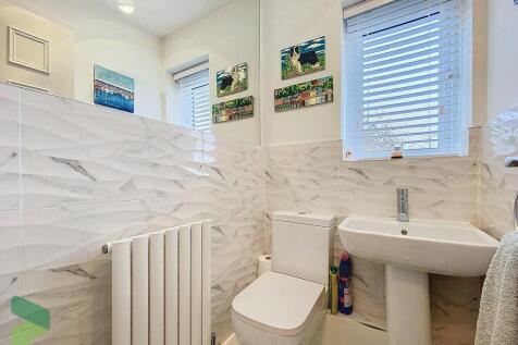 Cloakroom/WC