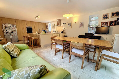Kitchen. Dining. ...