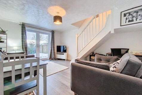 Living / Dining R...