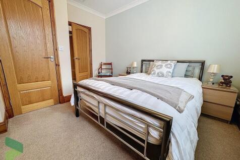 Bedroom Three Gro...