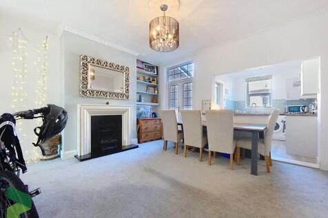 Dining Room / Liv...