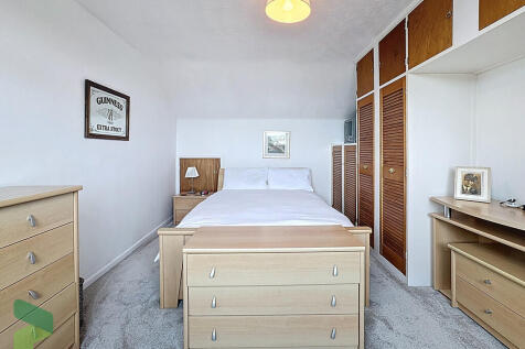 Bedroom 1 first f...