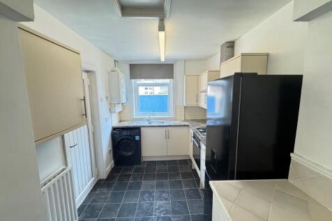 Kitchen 2