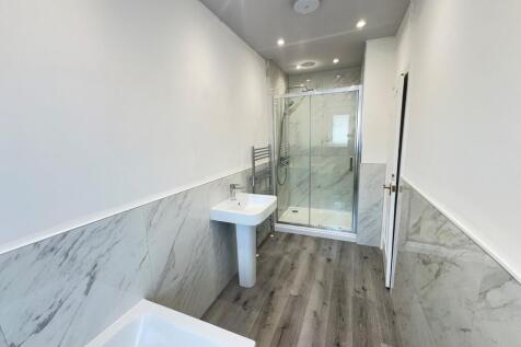 Bathroom showing ...