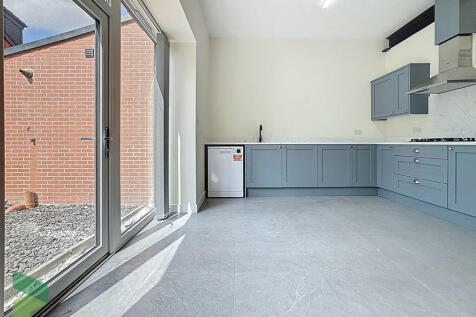 188 Brandy House9