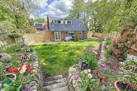 Rear garden and r...