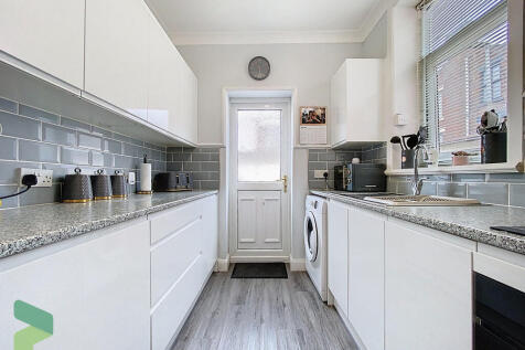 Fitted Kitchen