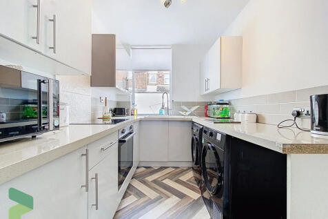 Fitted Kitchen