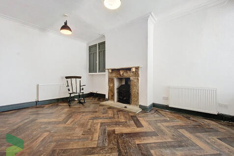 Living Room or Di...