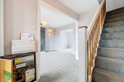 Entrance Hall thr...