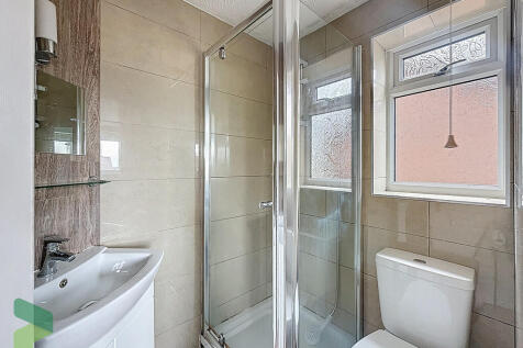 En Suite to Bed 1