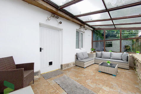 Entrance Sun Room