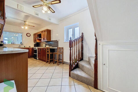 Fitted Kitchen