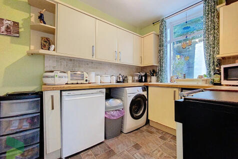 Fitted Kitchen