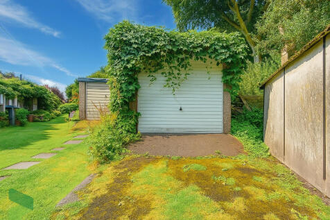 Detached Garage
