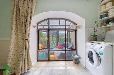 Kitchen Window th...