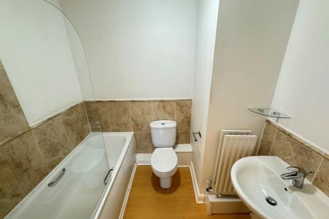 Three piece bathr...