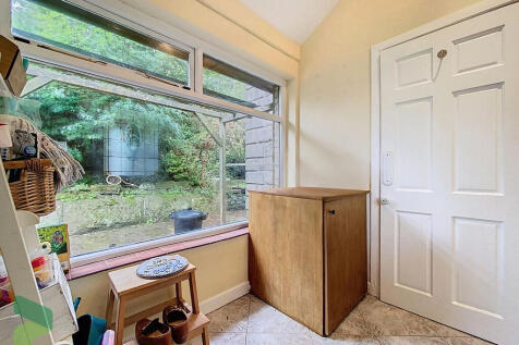 Rear Porch Utilit...