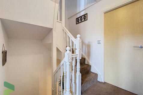 First Floor Landi...