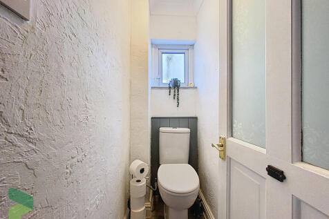 Separate WC