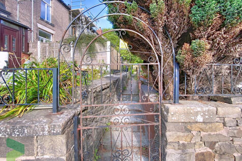Entrance to Prope...