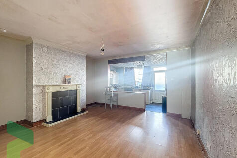 Living room/dinin...