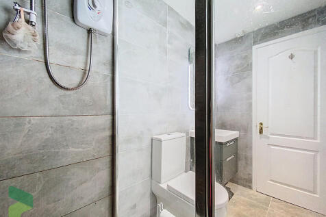 Ensuite Shower Ro...