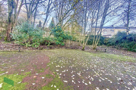 Communal Outdoor ...