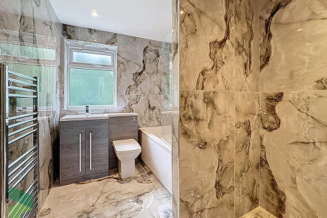 First floor famil...