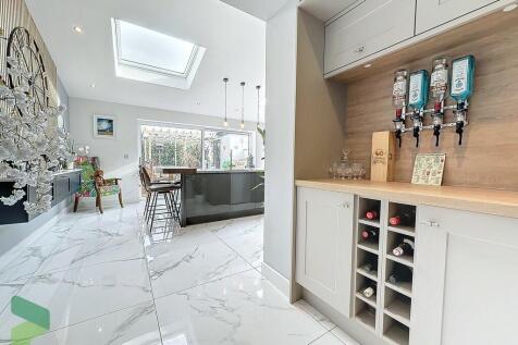 Drink station in ...