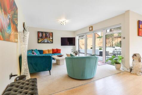 Lounge Area